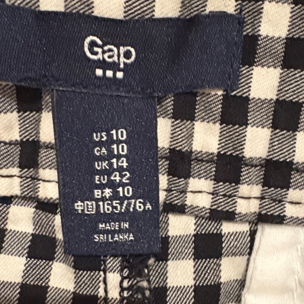Gap Black and White Checkered Women's‎ Shorts - Picture 2 of 3